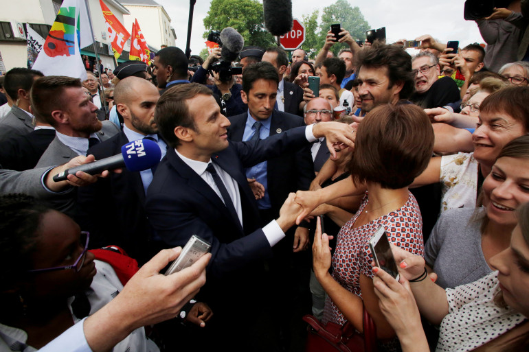 Emmanuel Macron est venu à la rencontre des salariés de GM&S le 9 juin 2017.