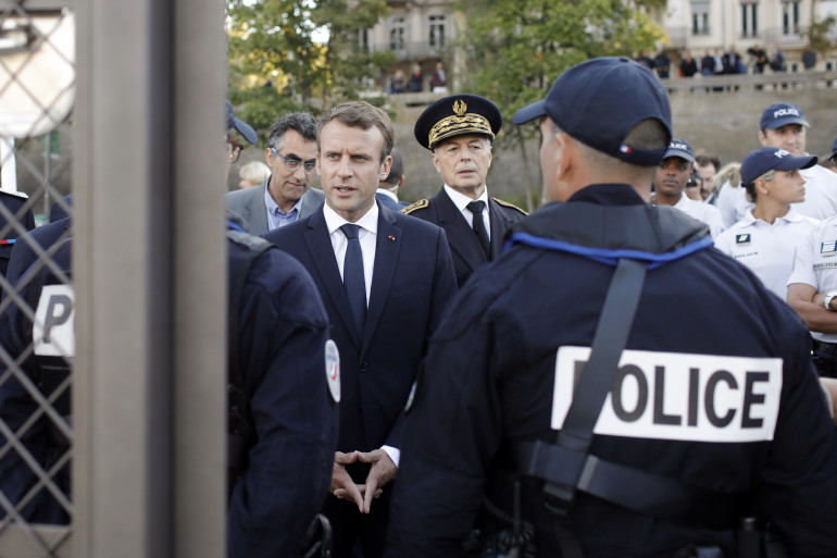 Emmanuel Macron va dévoiler les contours de la police de sécurité quotidienne