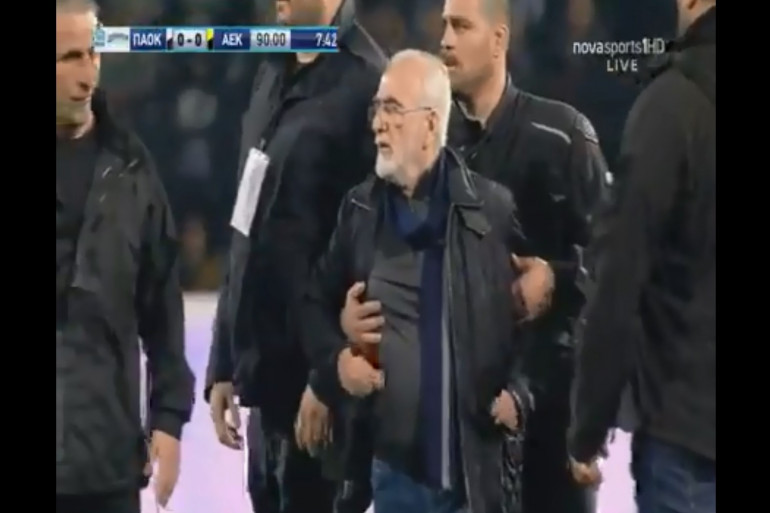 Ivan Savvidis lors de PAOK-AEK Athenes le 11 mars