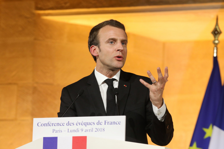 Emmanuel Macron devant la conférence des évêques de France, le 9 avril 2018