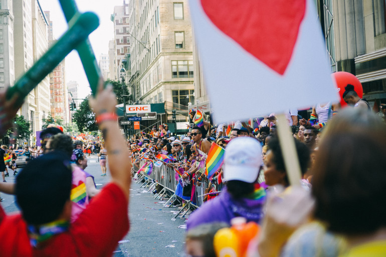 Testez vos connaissances sur les droits des personnes LGBTQ+ en France.