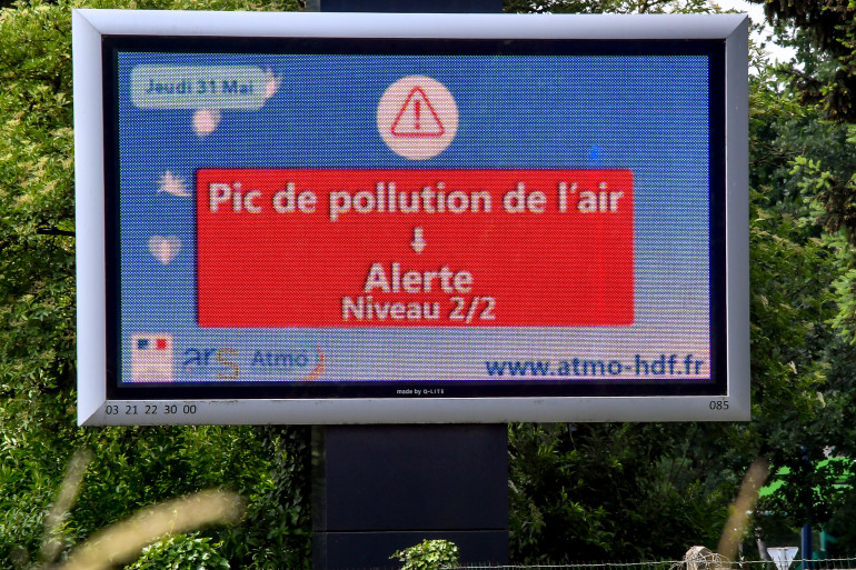 Un tableau alerte sur le pic de pollution à Lille