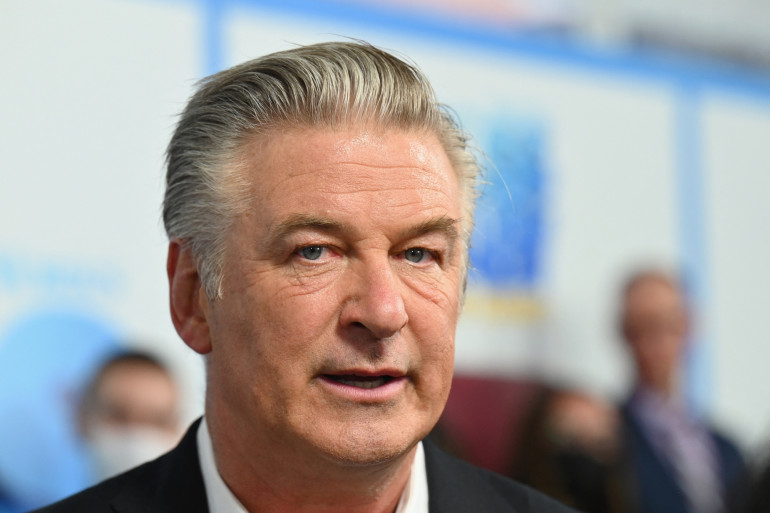 Tir mortel sur un tournage : Alec Baldwin inculpé d'homicide involontaire