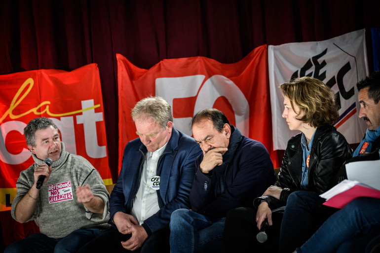 Les 8 leaders syndicaux au grand meeting de Saint-Étienne, le 2 mars 2023.