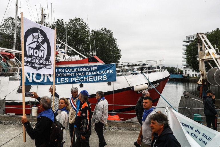 Les pêcheurs manifestent aussi pour leurs droits.