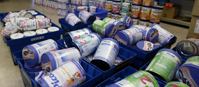 Des Parents Portent Plainte Contre Gallia Apres Que Leur Bebe Regurgite Une Larve Des Parents Portent Plainte Contre Gallia Apres Que Leur Bebe Regurgite Une Larve