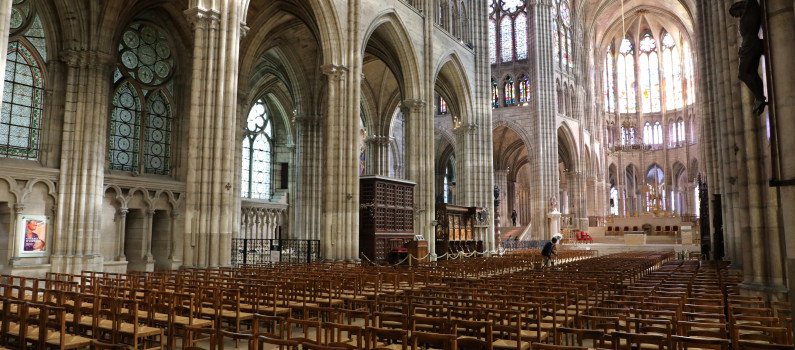 Saint-Denis : la basilique dgrade et l'orgue vandalis aprs une intrusion Saint-Denis : la basilique dgrade et l'orgue vandalis aprs une intrusion
