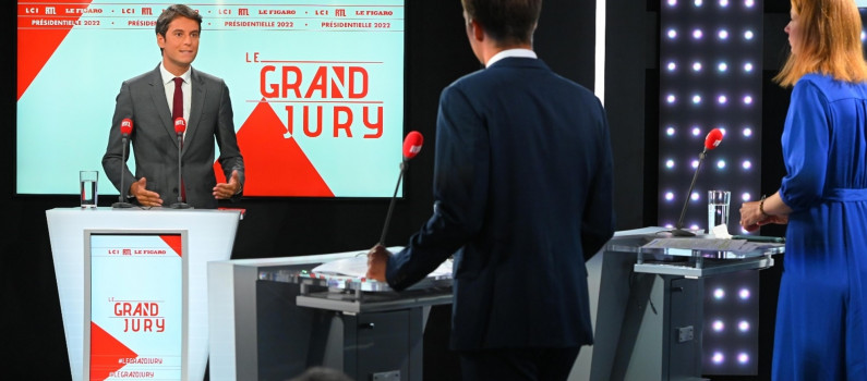 Présidentielle 2022 : Éric Zemmour, "c'est la France à genoux", selon Gabriel Attal - Vimarsana News