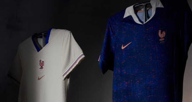 Nike Reste L'équipementier Maillot De L'Equipe De France De Football Gros Coq 2048x1536
