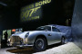 La célèbre DB5 de James Bond, exposée à Paris, en 2016