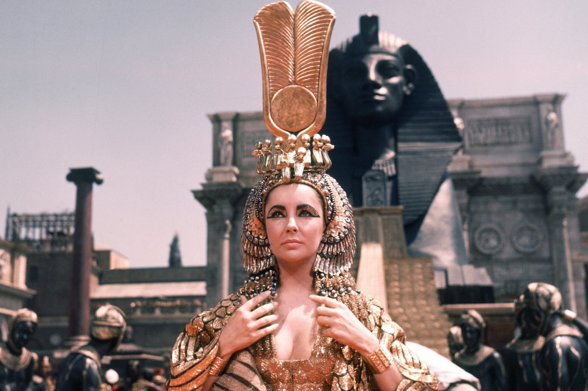 Et si le tombeau de Cléopâtre était retrouvé par une archéologue amateur
