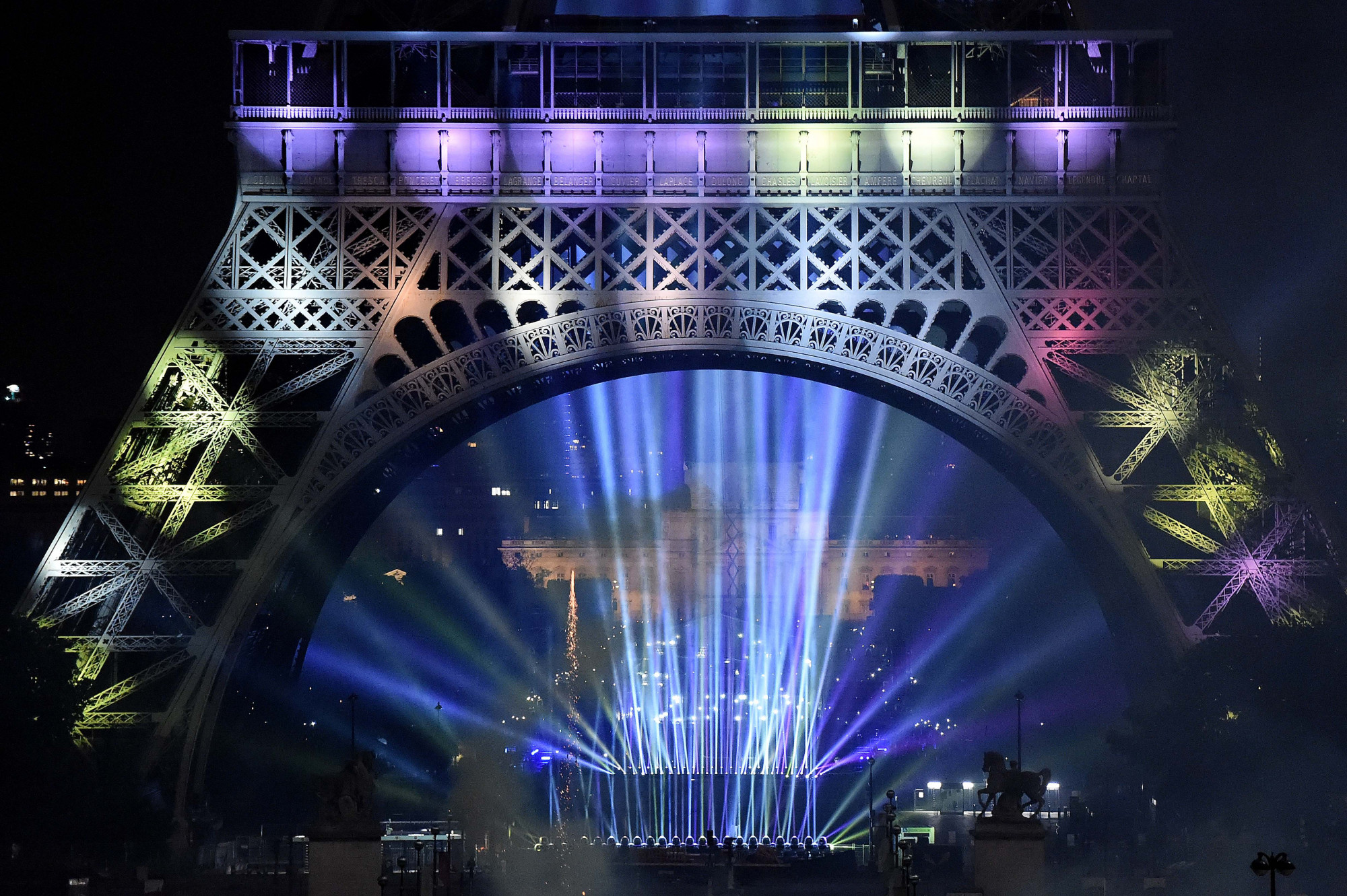 Exposition universelle 2025 : la France dépose son dossier de candidature