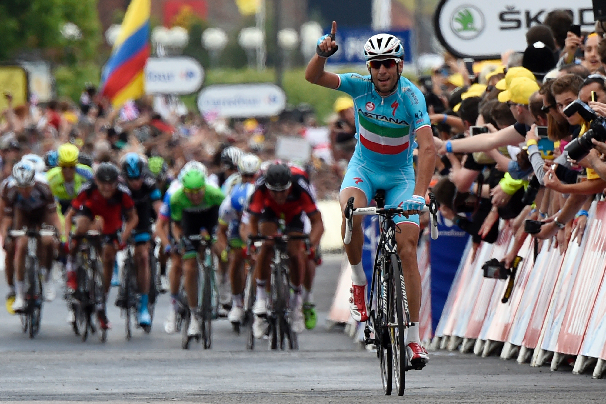 A Quel Heure Le Tour De France Aujourd Hui Tour de France 2014 : revivez la 2e étape entre York et Sheffield (201 km)