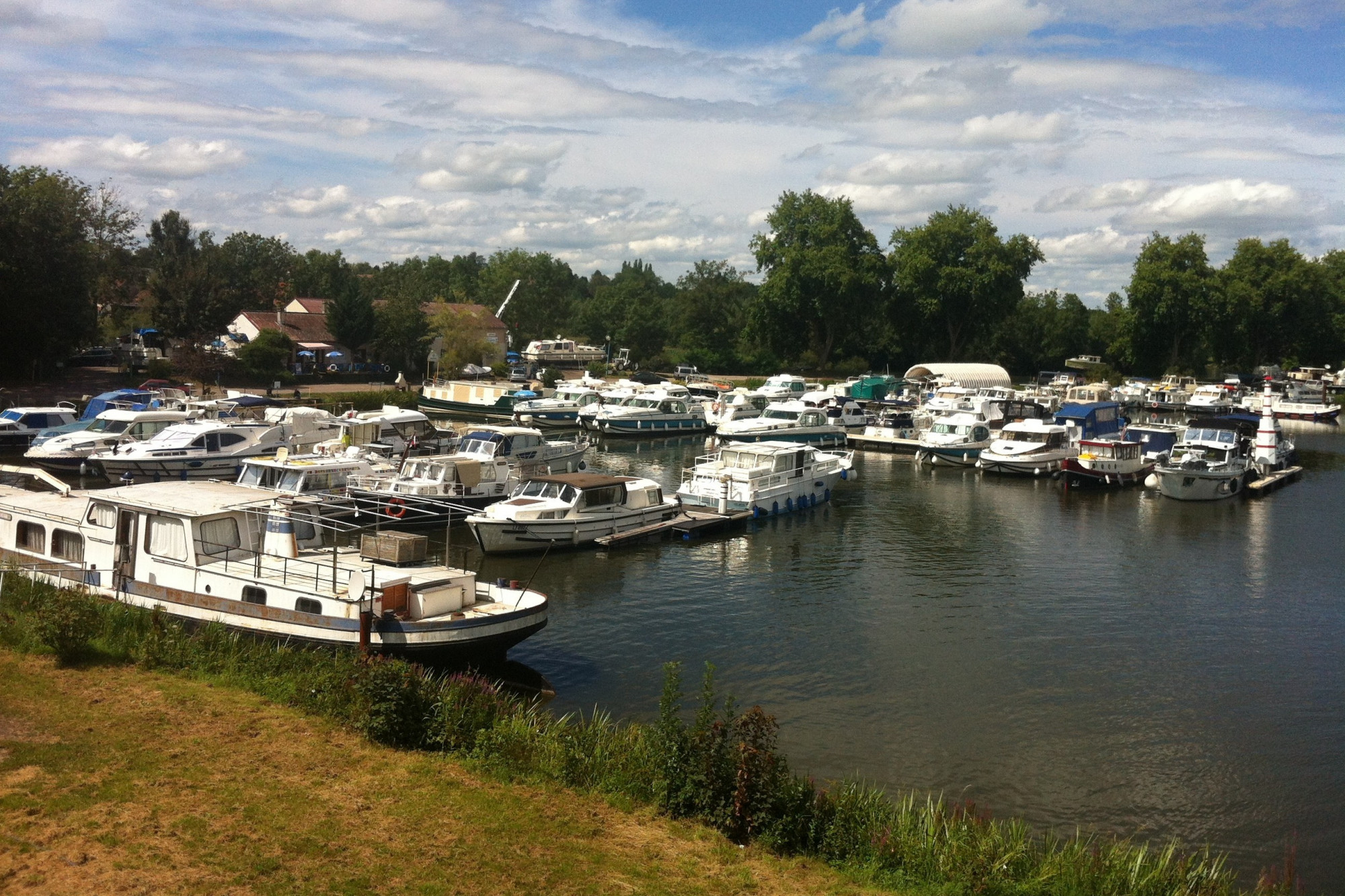 PortsurSaône le plus grand port de plaisance de