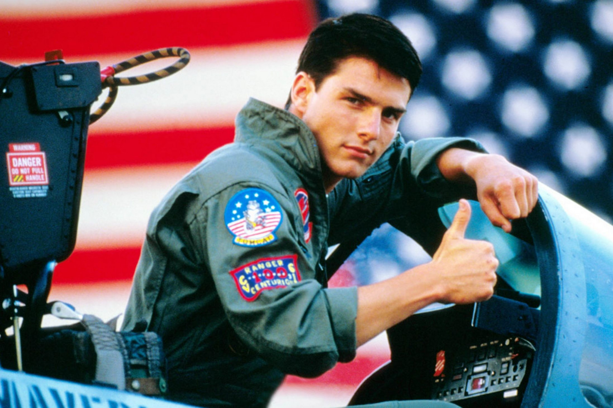 Est-ce Que Tom Cruise Pilote Dans Top Gun 2 Tom Cruise retrouve son blouson d'aviateur dans "Top Gun 2"