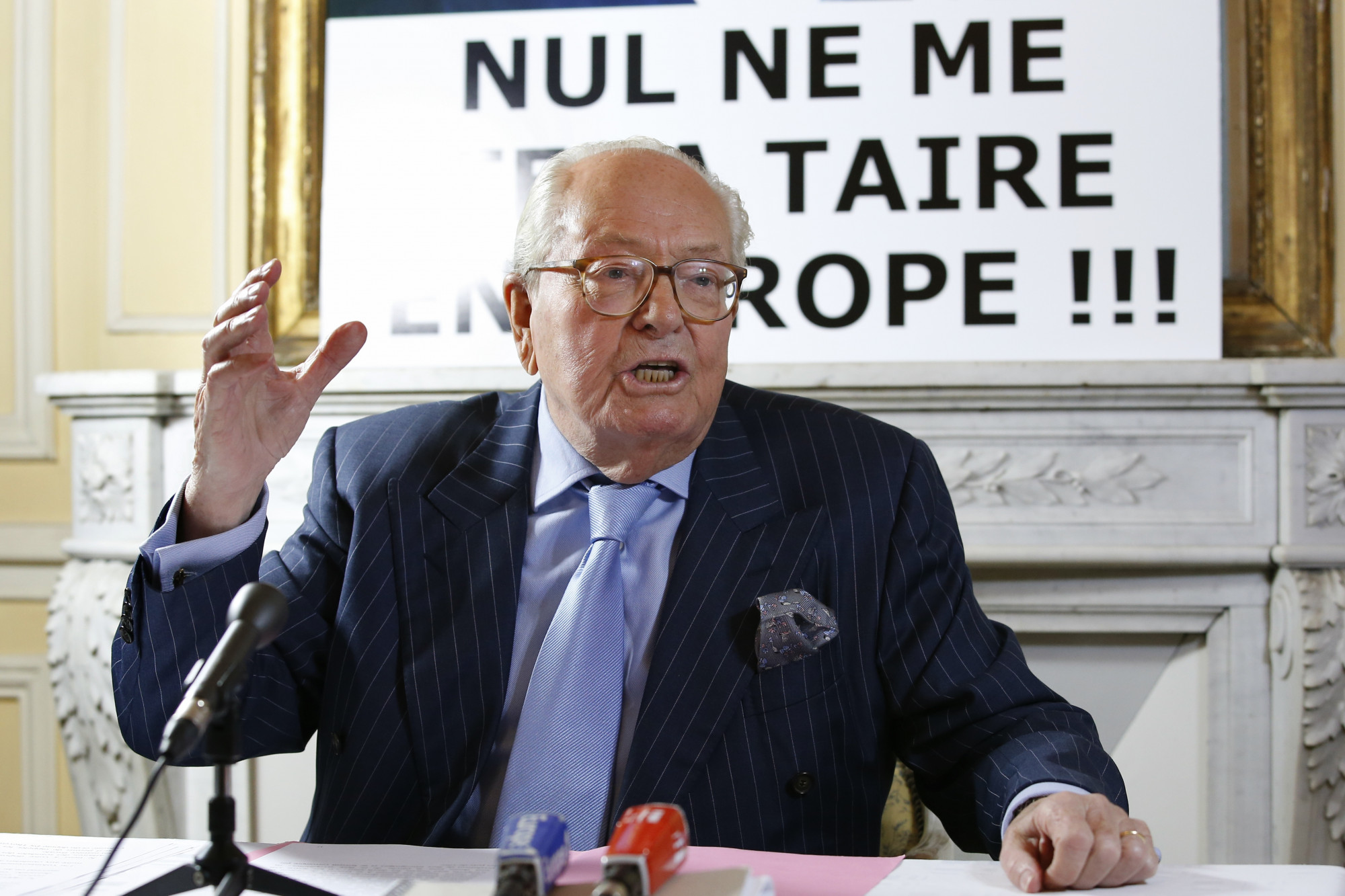 "L'Émission politique" : Jean-Marie Le Pen face à Gérald ...