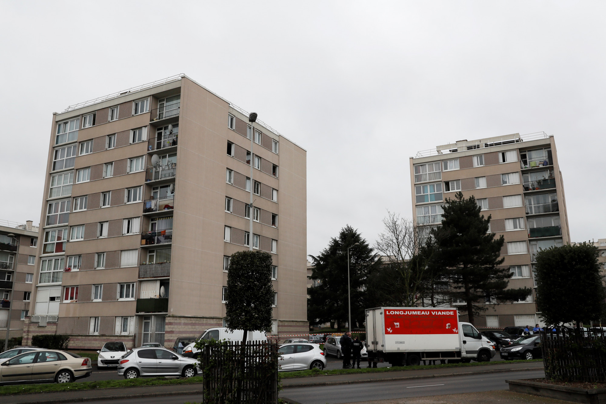 4 Rue Jacques Anquetil Garges lès gonesse Val-d'Oise : des affrontements entre jeunes font quatre blessés