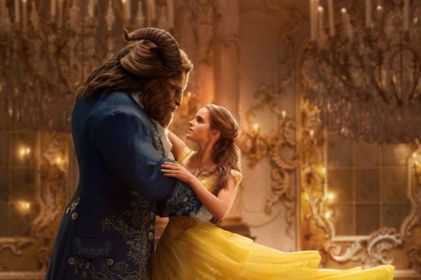 La Belle Et La Bete Emma Watson Explique Pourquoi C Est Un Film Feministe