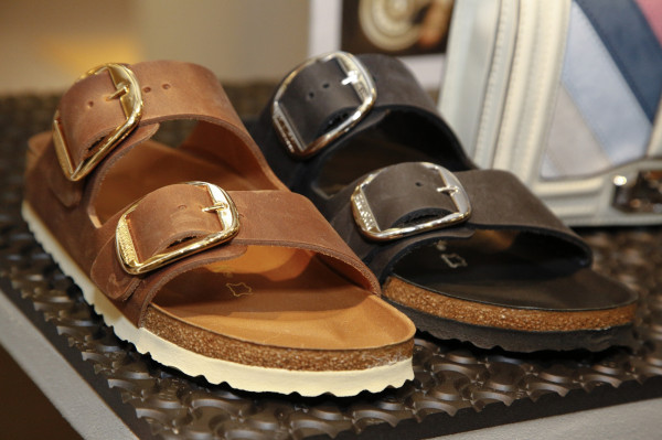 sandales allemandes