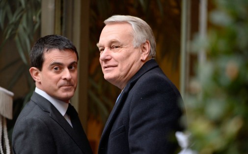 Manuel Valls et Jean-Marc Ayrault, le 3 janvier, à Paris. (archives)