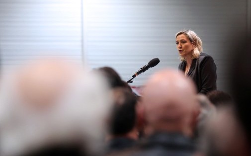 La présidente du Front national Marine Le Pen, en meeting à Bordeaux, le 1er février 2014