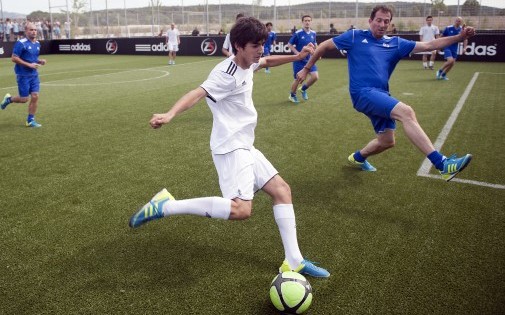 Enzo Zidane sous le maillot du Real Madrid