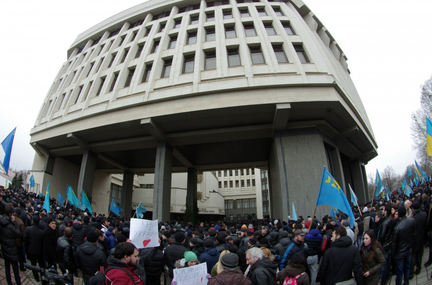 Le Parlement de Crimée, le 26 février 2014, à Simferopol. (archives)