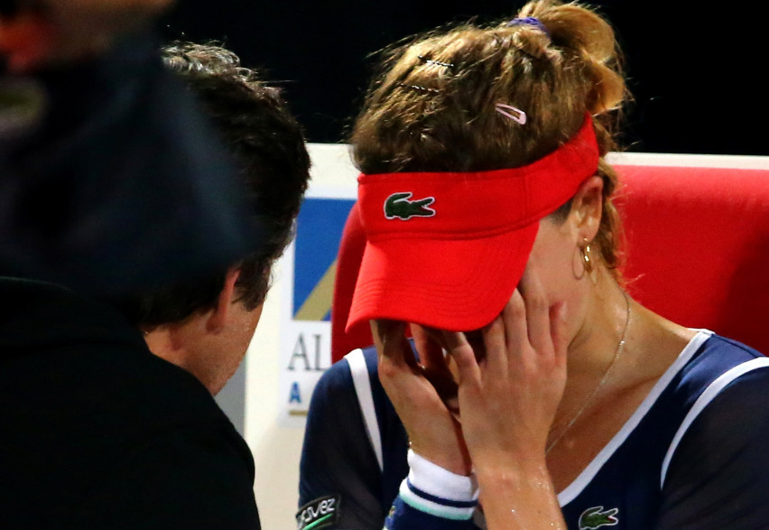 Alizé Cornet, avec son coach, lors du Dubai Duty Free Tennis Championships, le 22 février 2014.