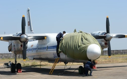 Un engin de l'armée vietnamienne ayant participé aux recherches du vol MH370, le 15 mars 2014 à Ho Chi Minh