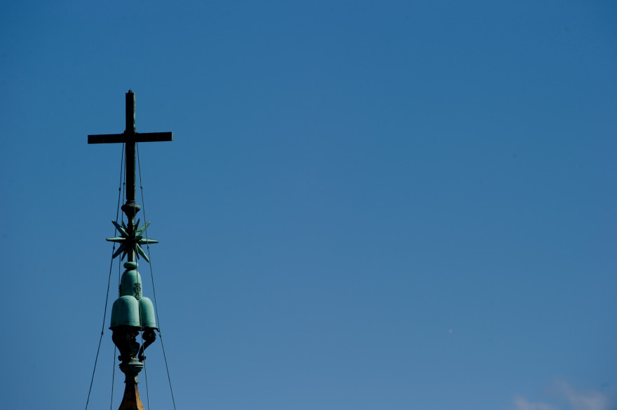 Une croix catholique, ici au Vatican (illustration)