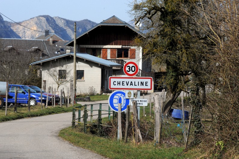 Le village de Chevaline en Haute-Savoie (illustration)