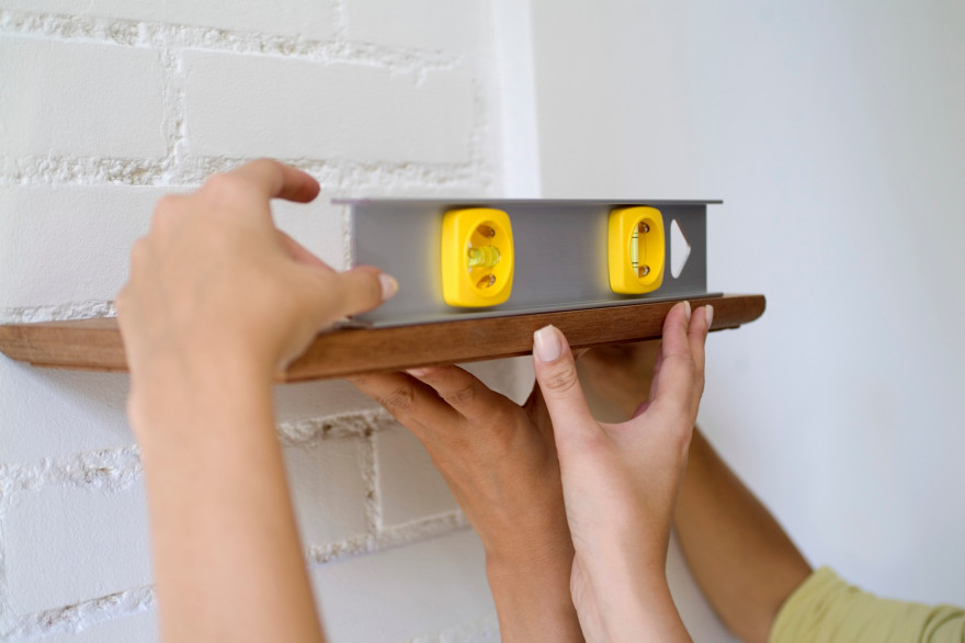 Déco : installer un plafonnier