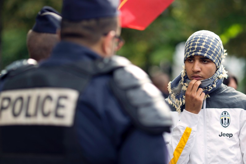 Un participant à la manifestation pro-palestinienne à Paris, le 11 juillet 2014.
