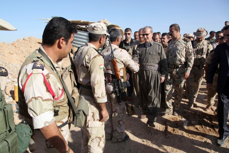 Des soldats membres des forces kurdes, près de Kirkouk, le 28 juillet 2014.