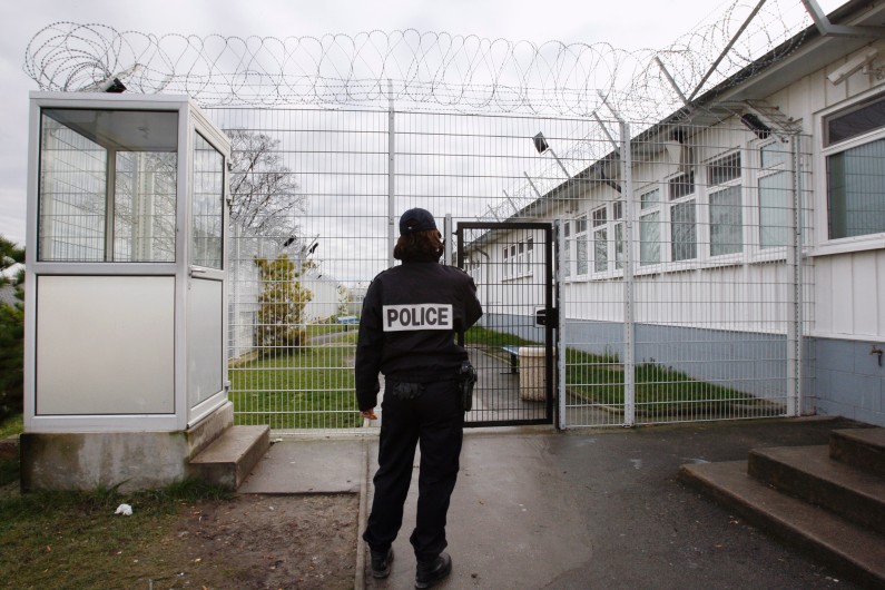 Le Centre de rétention administrative de Vincennes où était l'Algérien avant son expulsion, ici en janvier 2008 (archives).