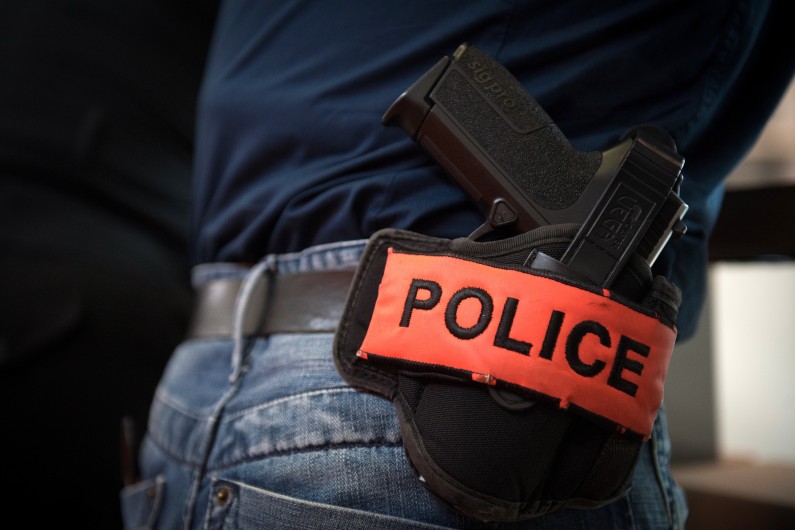 Un officier de police, le 21 mars 2013, à Villeparisis (archives)