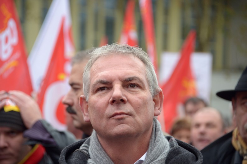 Thierry Lepaon, secrétaire général de la CGT, lors d'une manifestation à Lorient en novembre 2013.