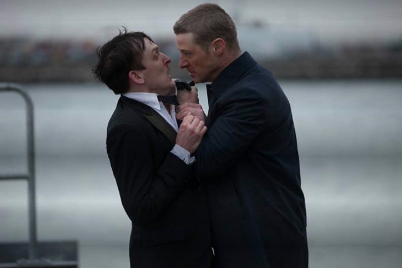 Le premier épisode de "Gotham" sera diffusé le 22 septembre prochain. Ben McKenzie (à droite) incarne le commissaire Gordon