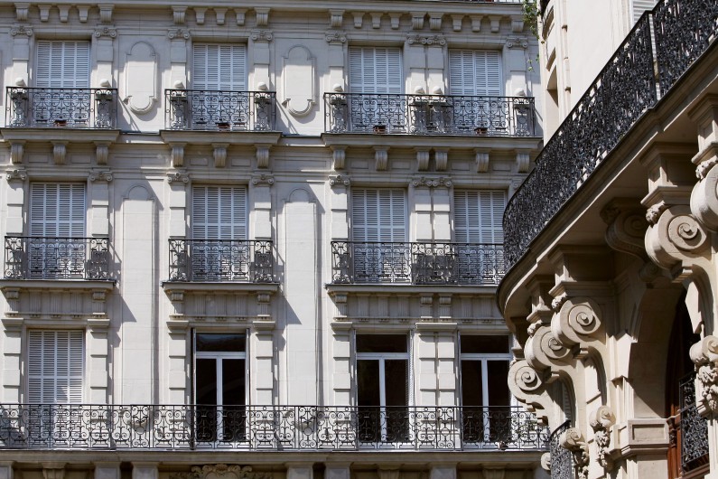 Photo d'immeubles réalisée le 06 mai 2008 à Paris (image d'illustration)