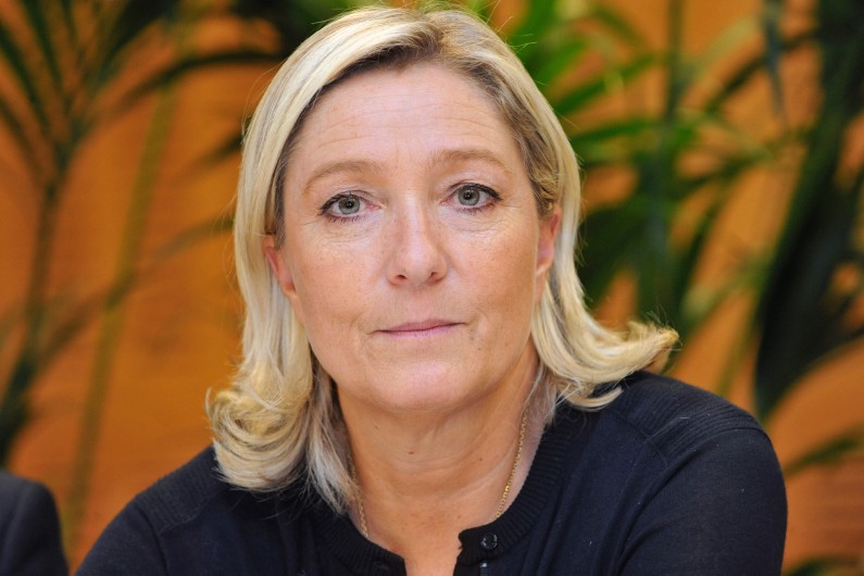 Marine Le Pen en conférence à Cournon-d'Auvergne, le 2 octobre 2014.