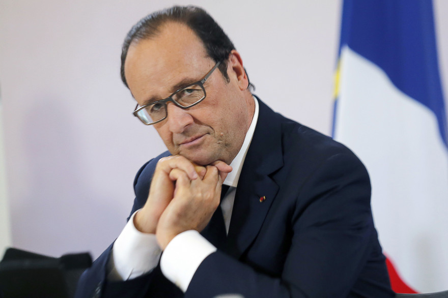 François Hollande lors d'une table ronde sur la pauvreté à Clichy-la-Garenne mardi 14 octobre 2014