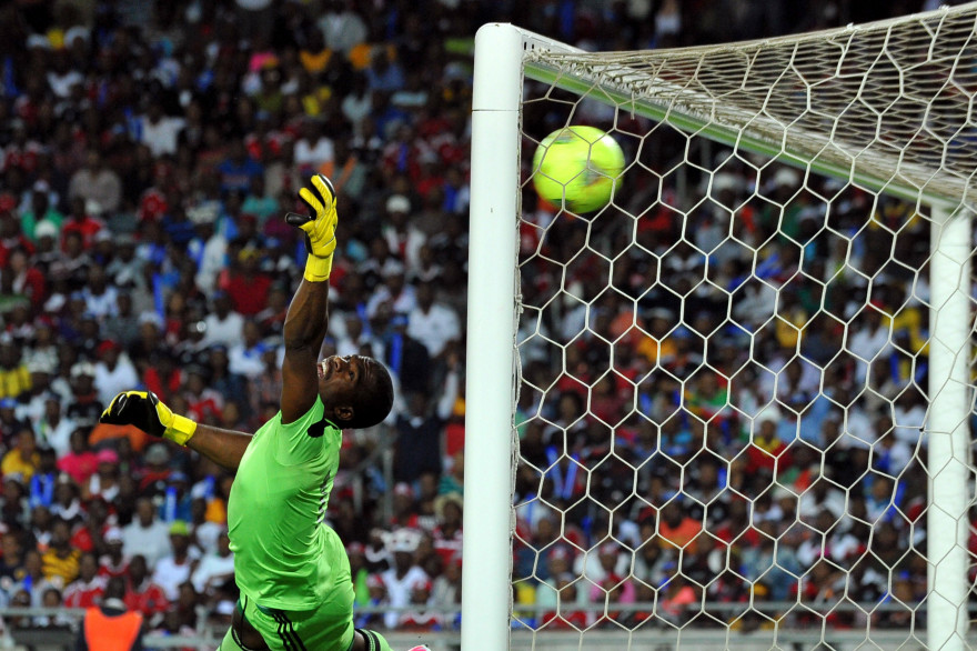 Senzo Meyiwa le 2 novembre 2013 (archives)