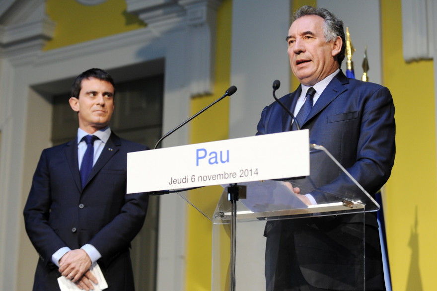 Manuel Valls et François Bayrou à Pau, le 6 novembre 2014.