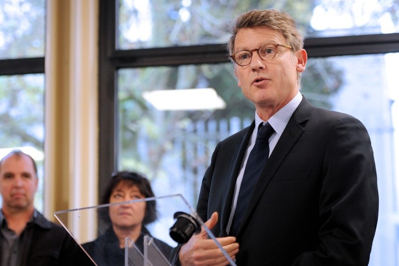 Vincent Peillon, le 12 novembre 2012 à Amiens, pour parler de la prévention et de la sécurité dans les écoles