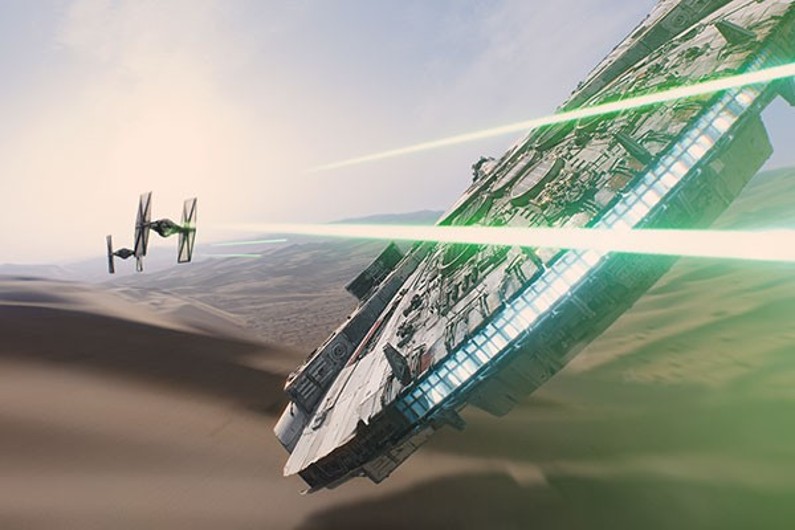 Le Faucon Millenium est dévoilé dans ce premier trailer de "Star Wars 7"