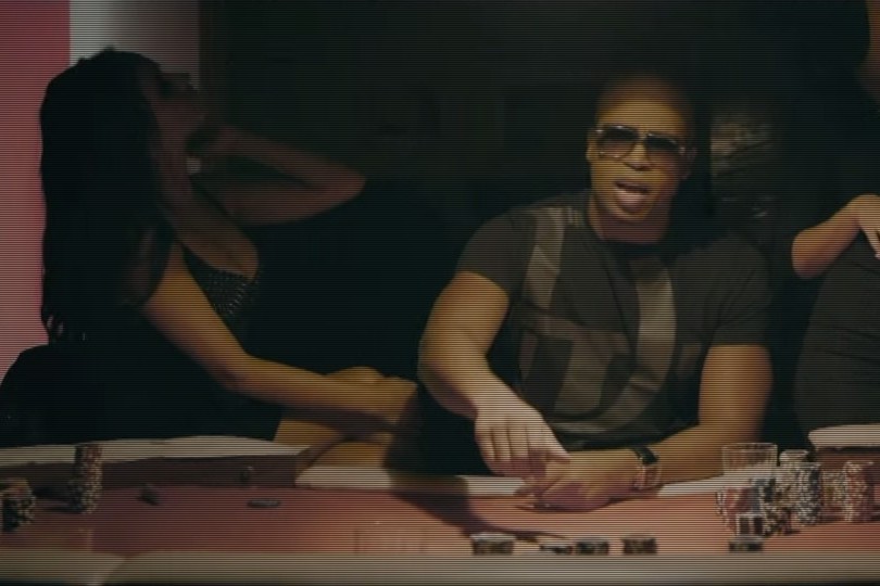 Capture d'écran de Rohff dans le clip de son morceau "El Padre"