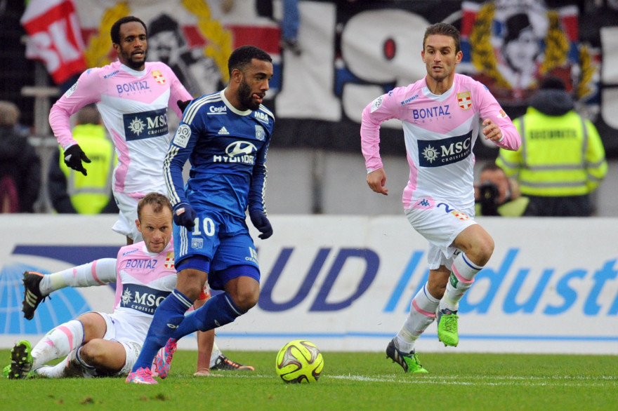 Alexandre Lacazette a inscrit un doublé lors de la victoire de l'OL face à Évian-Thonon-Gaillard
