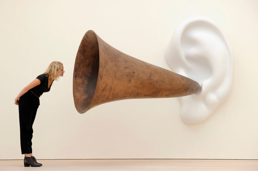 Les 15-30 ans sont de grands adeptes du casque audio et/ou des écouteurs, pour 89% d'entre eux. (illustration)