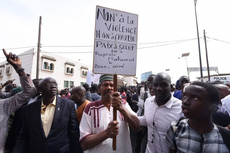 Des manifestants contre "Charlie Hebdo" au Sénégal le 16 janvier 2015