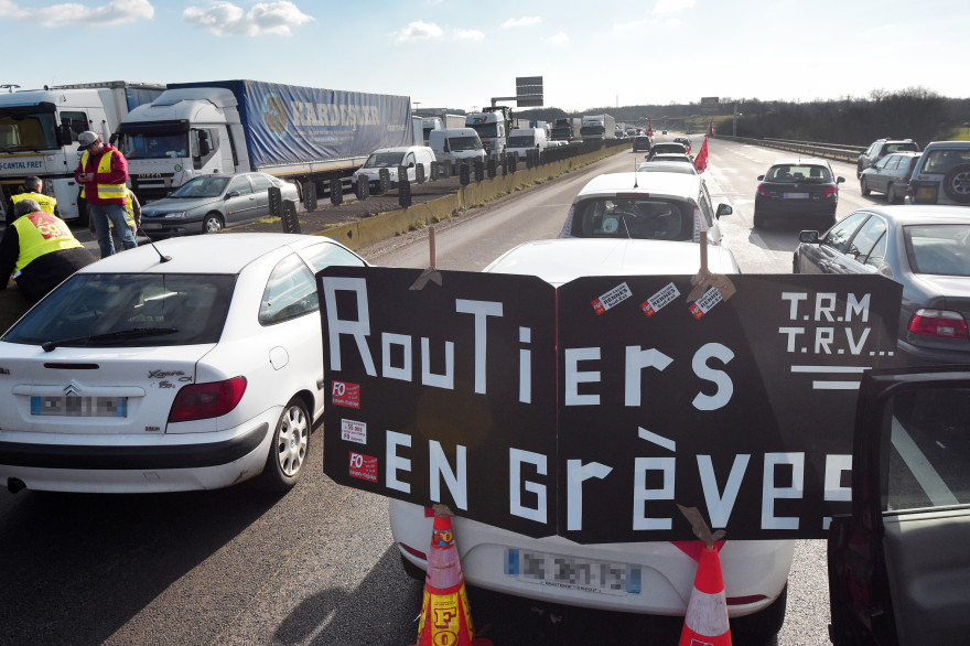 La CFDT entre dans le conflit qui oppose les routiers au patronat (illustration)